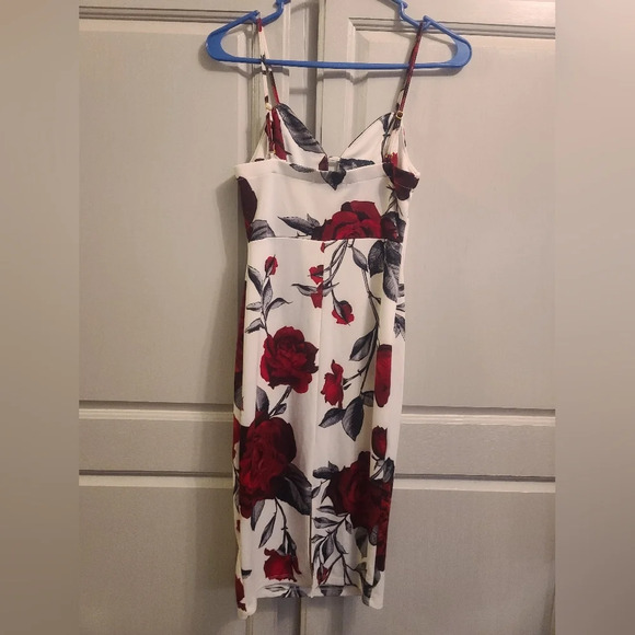 Haute Monde Bodycon dress - Picture 2 of 5